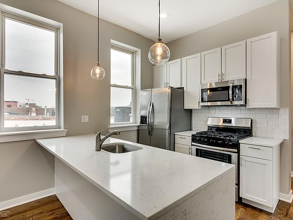 2nd image of 734 N Throop St #4F
