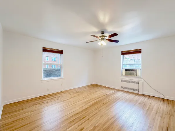 915 East 17th Street image 9 of 12