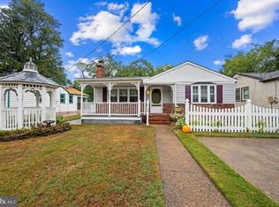 25 Birch Rd, Clementon, NJ 08021