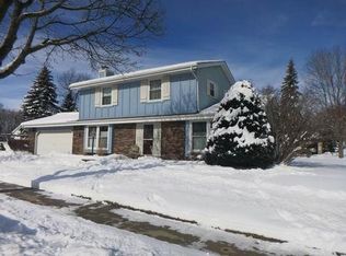 1000 School Dr, Waukesha, WI 53189