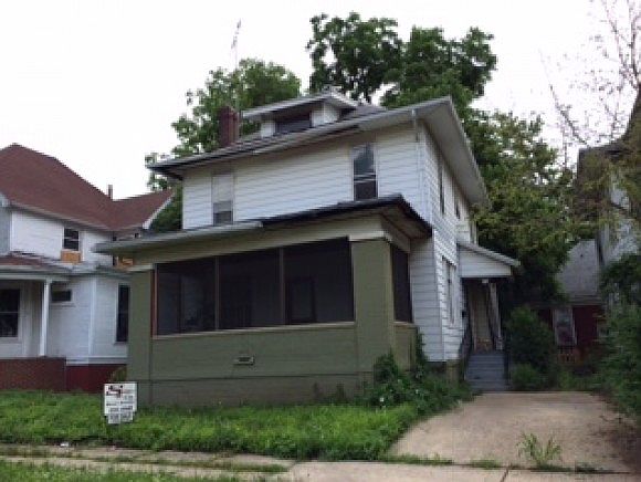 2nd image of 416 S 15th St