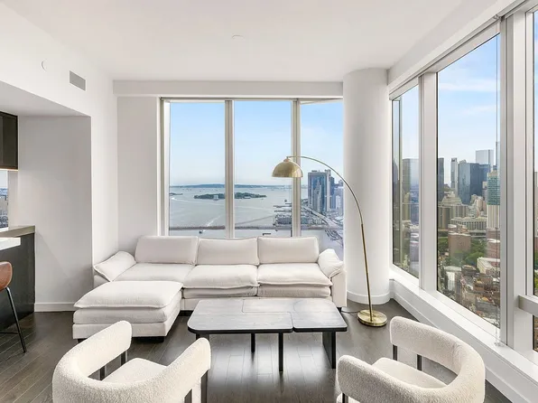 1 Manhattan Sq Unit 49L, New York, NY 10002