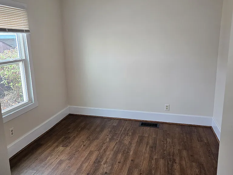 906 N Monroe St #2 — Photo 5