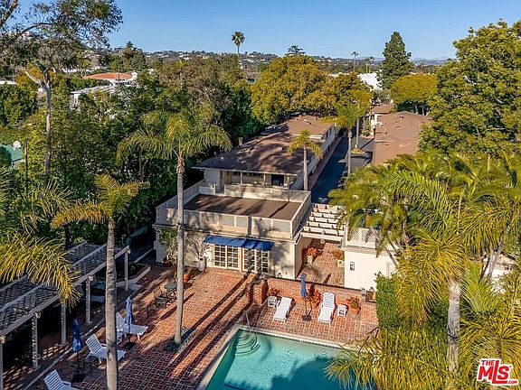 3rd image of 11901 W Sunset Blvd APT 216