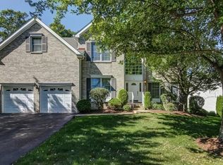 71 Vanderveer Dr, Basking Ridge, NJ 07920