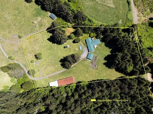 1399 Mora Road, Forks, WA 98331