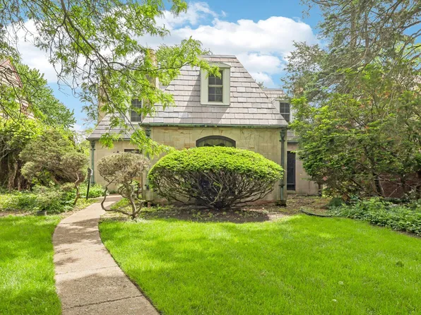 7039 Forest Ave, Hammond, IN 46324