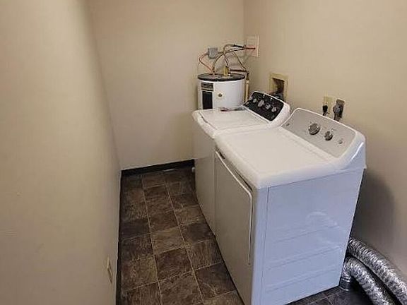 3rd image of 771 Cedargate Ct #771