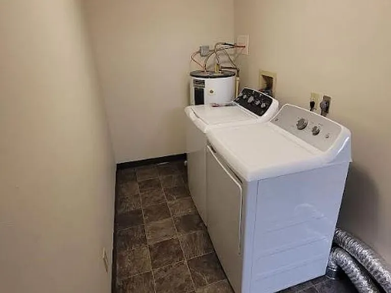 771 Cedargate Ct #771 — Photo 3