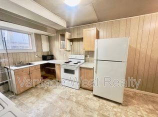 1434B Ethel St, Kelowna, BC V1Y 2X5