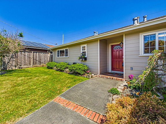 5th image of 616 Martin Way