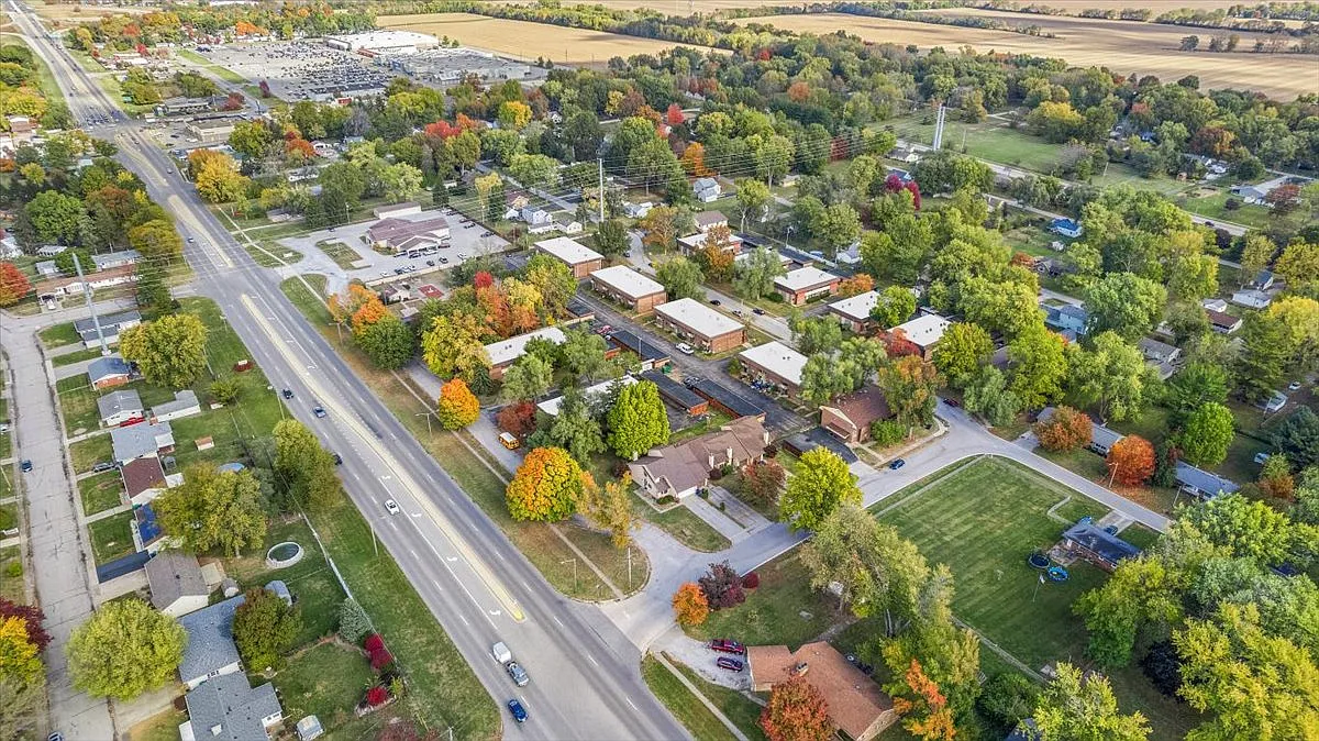 Village Apartments — Photo 4