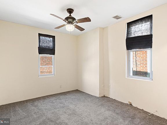 5th image of 4262 Salmon St