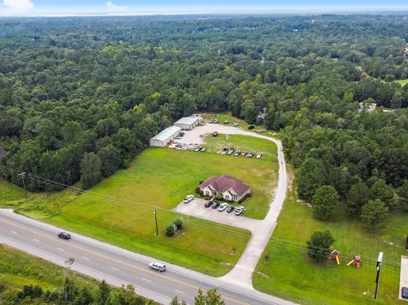 7839 Us Highway 190 W, Livingston, TX 77351