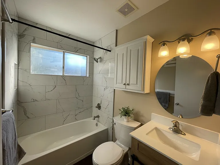 1710 Trinity Pl #B — Photo 8