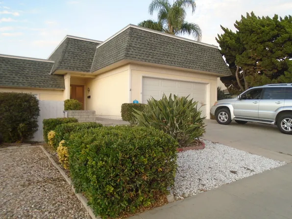 6321 Benhurst Ct Room 3, San Diego, CA 92122
