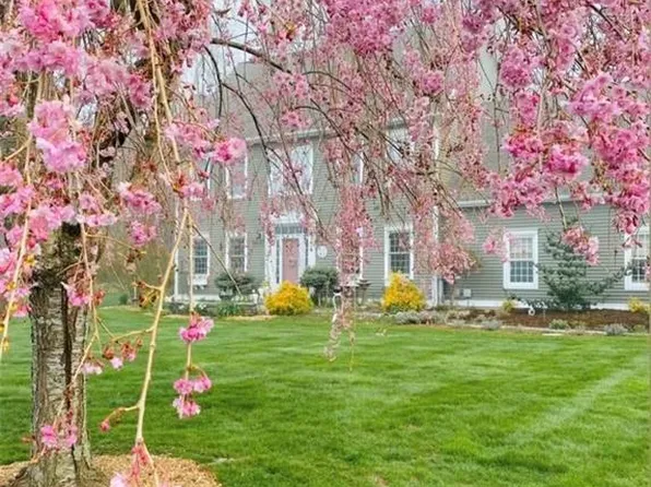 81 Meadow Ridge Drive, Lebanon, CT 06249