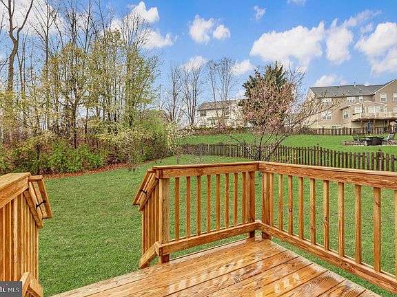 4th image of 10208 Antietam Ct