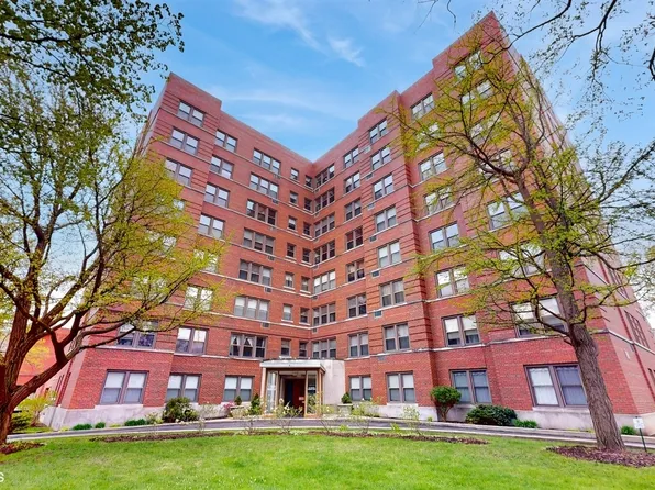 1585 Ridge Ave APT 706, Evanston, IL 60201