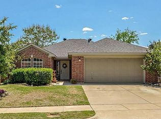 4832 Bridle Path Way, Fort Worth, TX 76244
