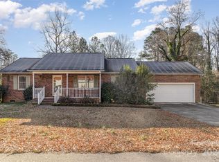 401 W Ballard St, Cherryville, NC 28021