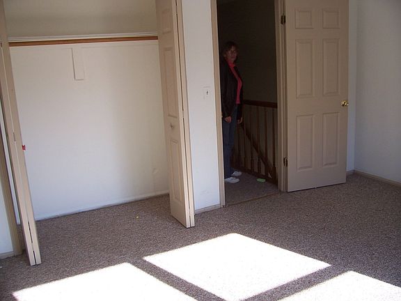 3rd image of 401 Buermann Ave APT 2