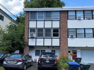 35 Overlook Rd, West Haverstraw, NY 10993