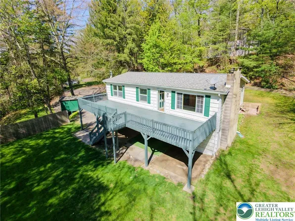 3116 Sheriff Ln, East Stroudsburg, PA 18302