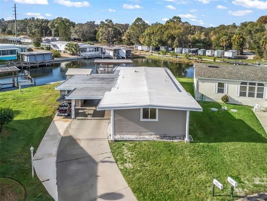 11506 Johnson Cir, Tavares, FL 32778