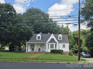 204 E Trade St, Dallas, NC 28034