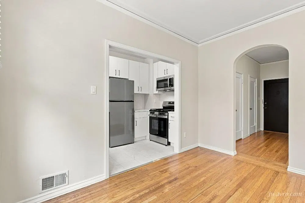 Bright Remodeled Spacious 1bd Directly Across From GG Park! — Photo 4