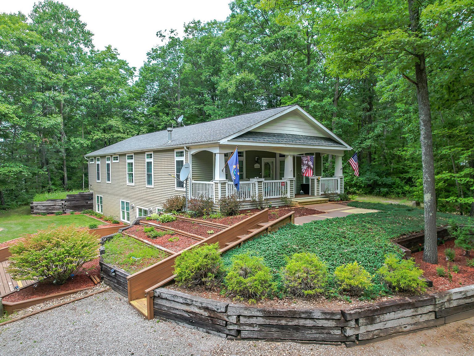 6606 Crystal, Johannesburg, MI 49751 MLS 201825682 Zillow