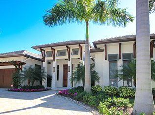 650 Regatta Rd, Naples, FL 34103
