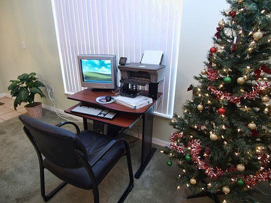 W4P129G-Computer-Corner