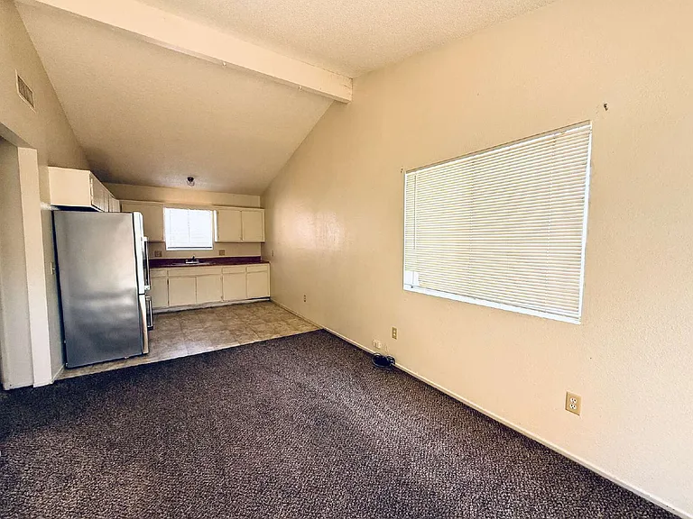 364 Rio Grande Ct #A — Photo 5