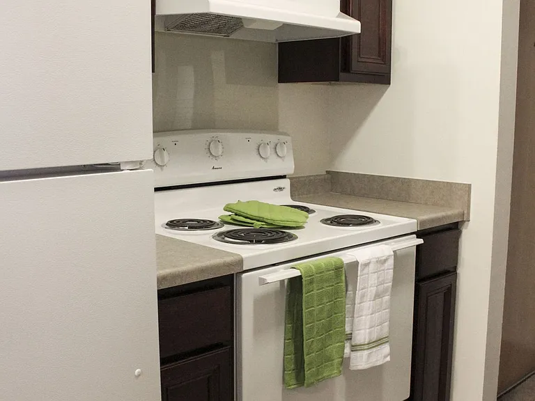 Autumn Ridge Apartments — Photo 13