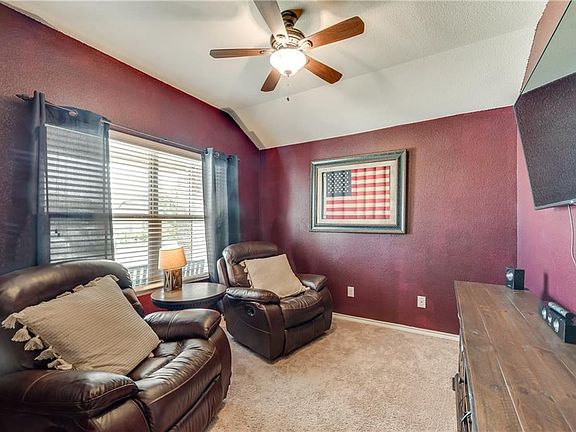 4th image of 605 River Rock Dr