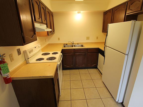 4th image of 11400 Prospect Ave NE APT A