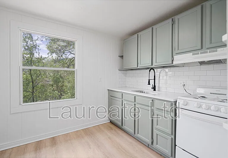 2631 W Pikes Peak Ave — Photo 6