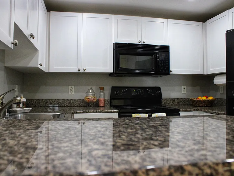 777 7th St NW #626 — Photo 20