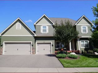 1395 Whistler Point Rd, Woodbury, MN 55129