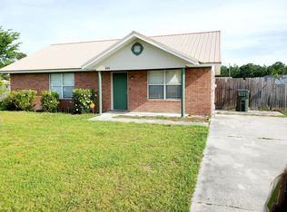 833 Ann Dr, Hinesville, GA 31313