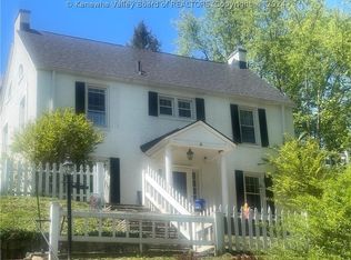 827 Myrtle Rd, Charleston, WV 25314