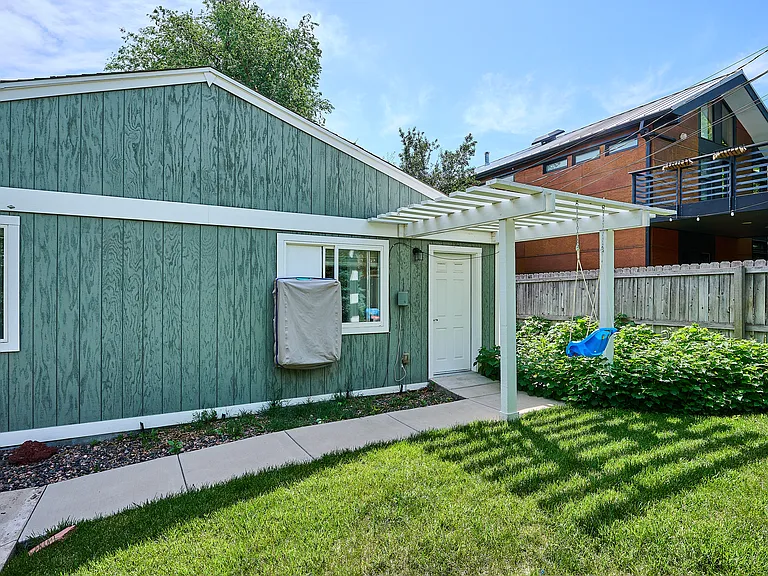3051 S Ogden St — Photo 24