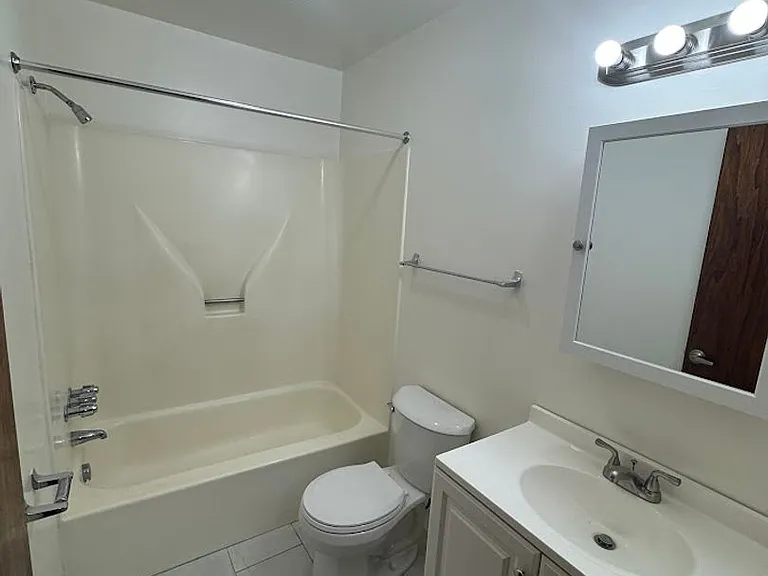 1748 Jancey Street — Photo 14