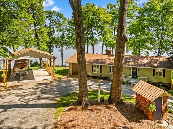 395 Rendleman Dr, Salisbury, NC 28146