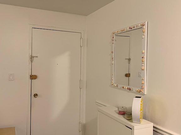 3rd image of 9445 Fairfax Blvd APT 304