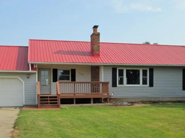 1191 Downington Rd, Deckerville, MI 48427