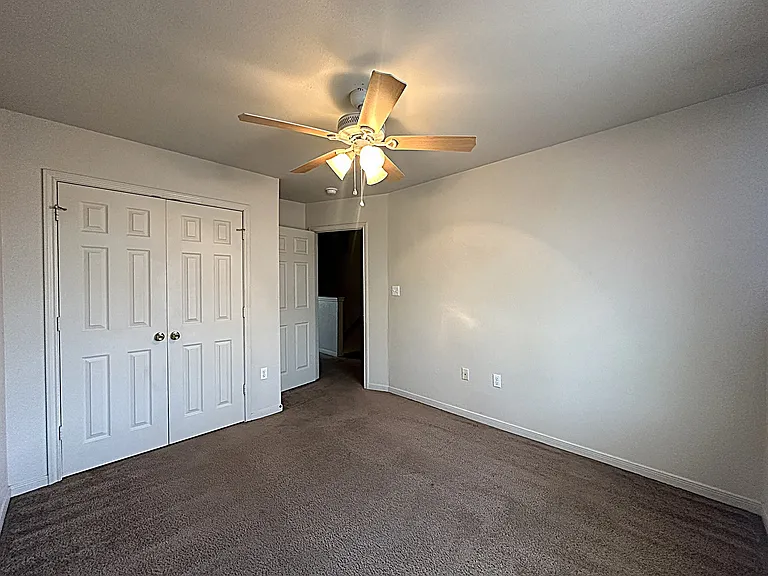 402 Veterans Ave #C — Photo 6