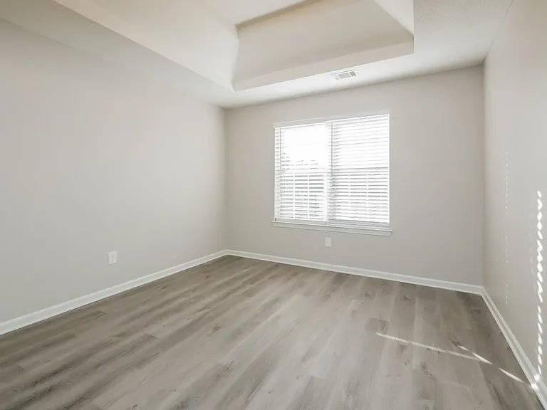 898 Tara Bnd — Photo 15